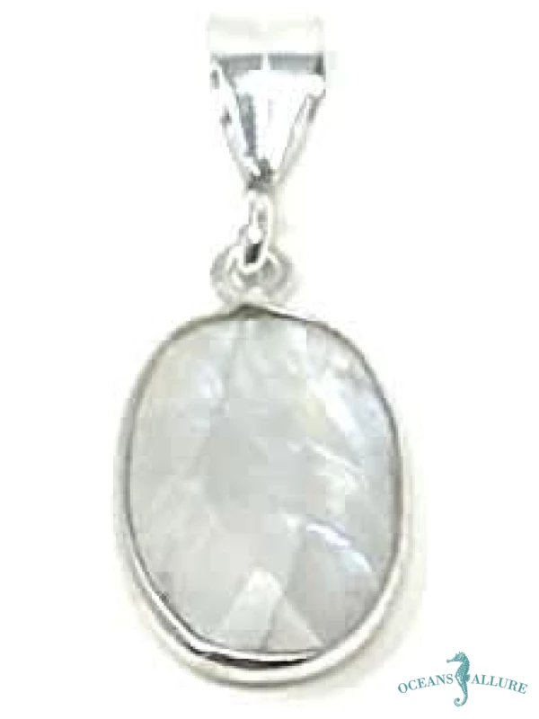 Oval Rnbw Moonstone Pendant