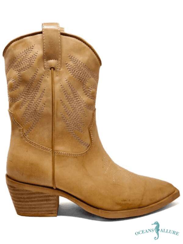 Natural Zahara Boots