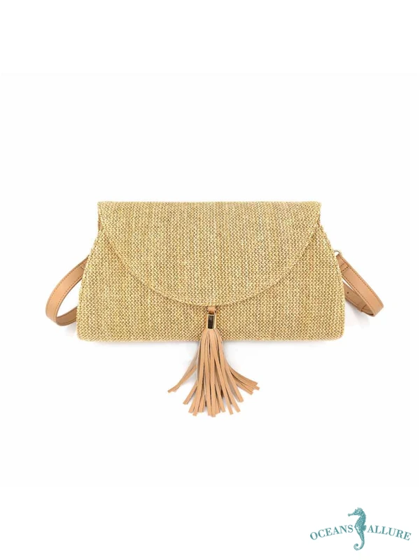 Straw Isla Clutch