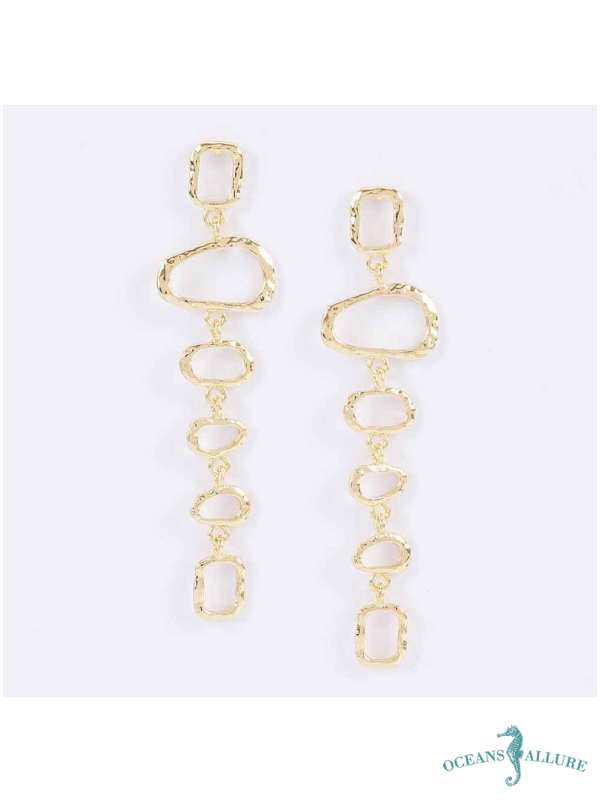 Gold Vintage Metal Earring