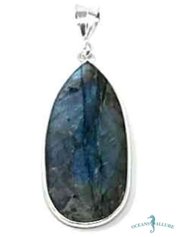 Silver Teardrop Labradorite Pendant